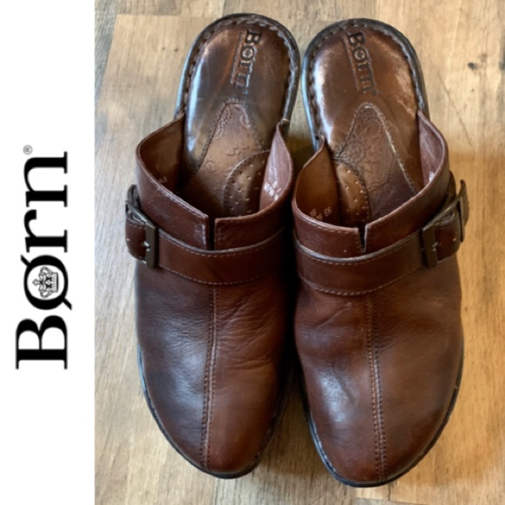 Born Wedge Slip On Leather Mule Clogs Model W6226